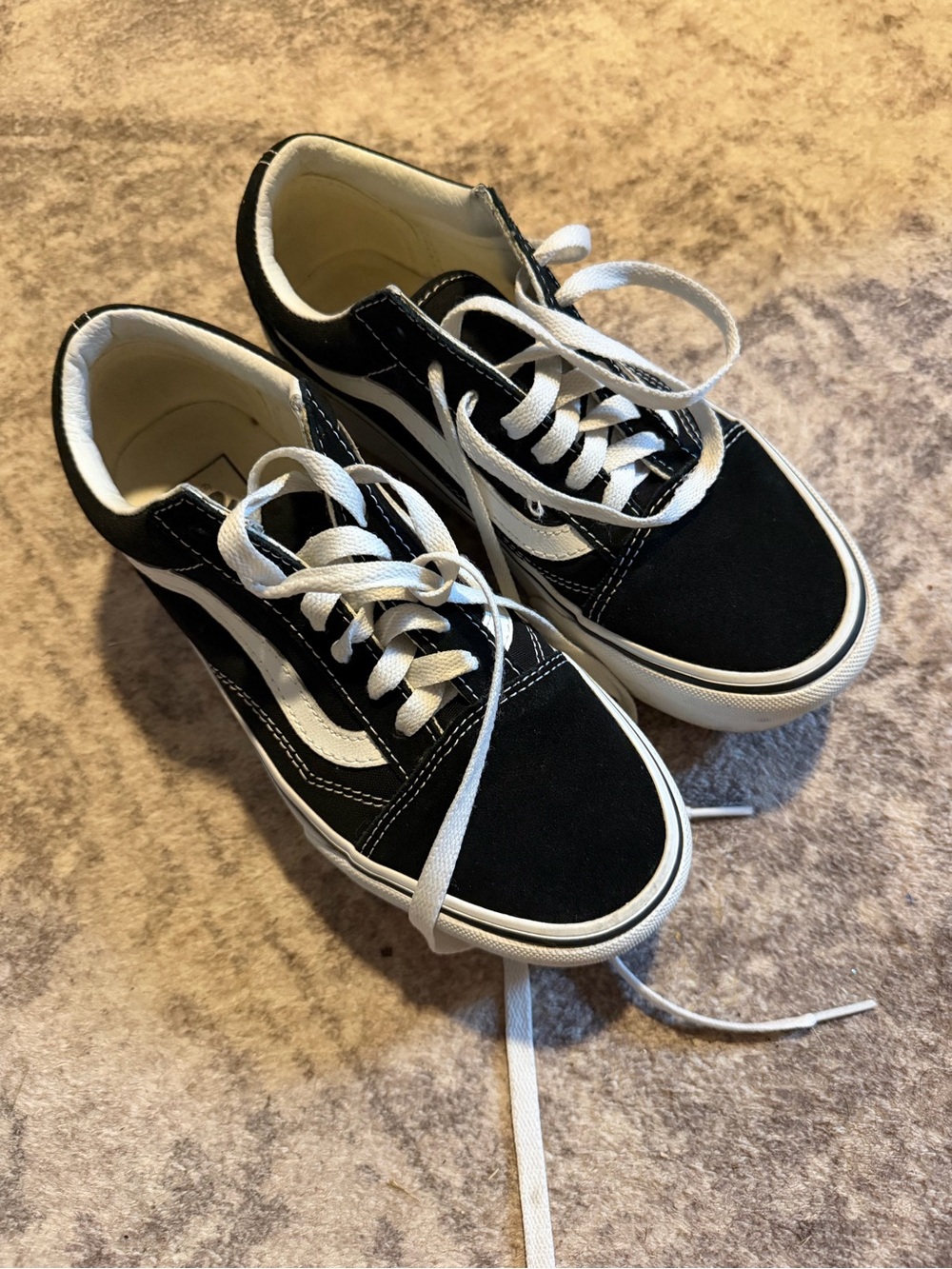 Vans Black and White platform Sneakers women 6 1/2